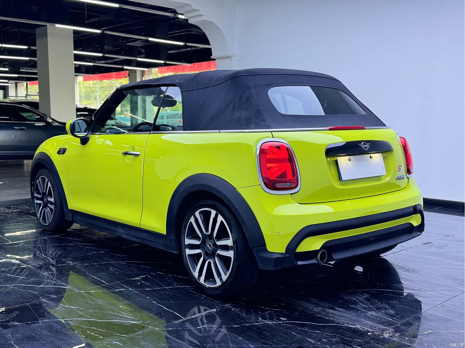 Mini Cooper, 2023 10