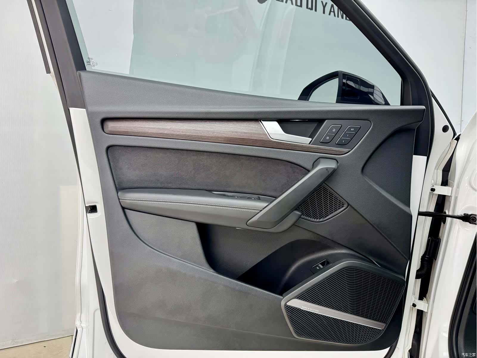 Audi Q5L, 2023 8