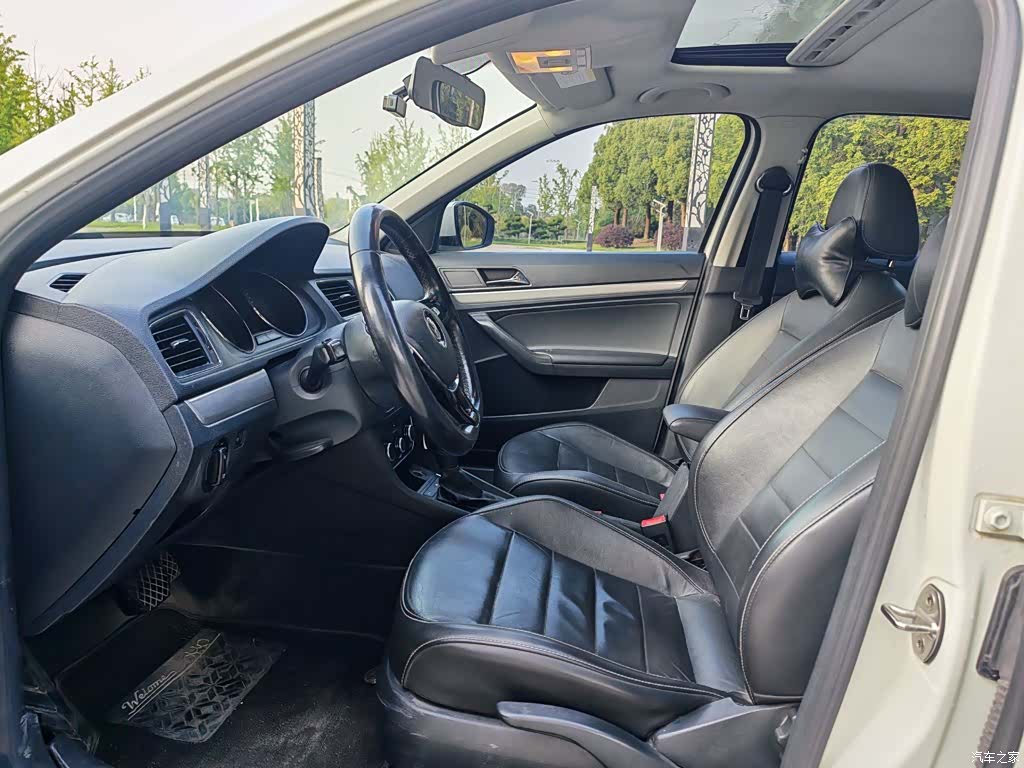 Volkswagen Lavida, 2017 11