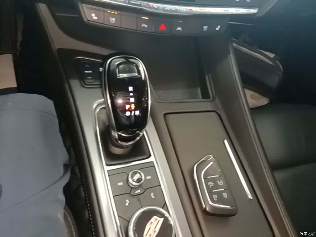 Cadillac CT5, 2023 14