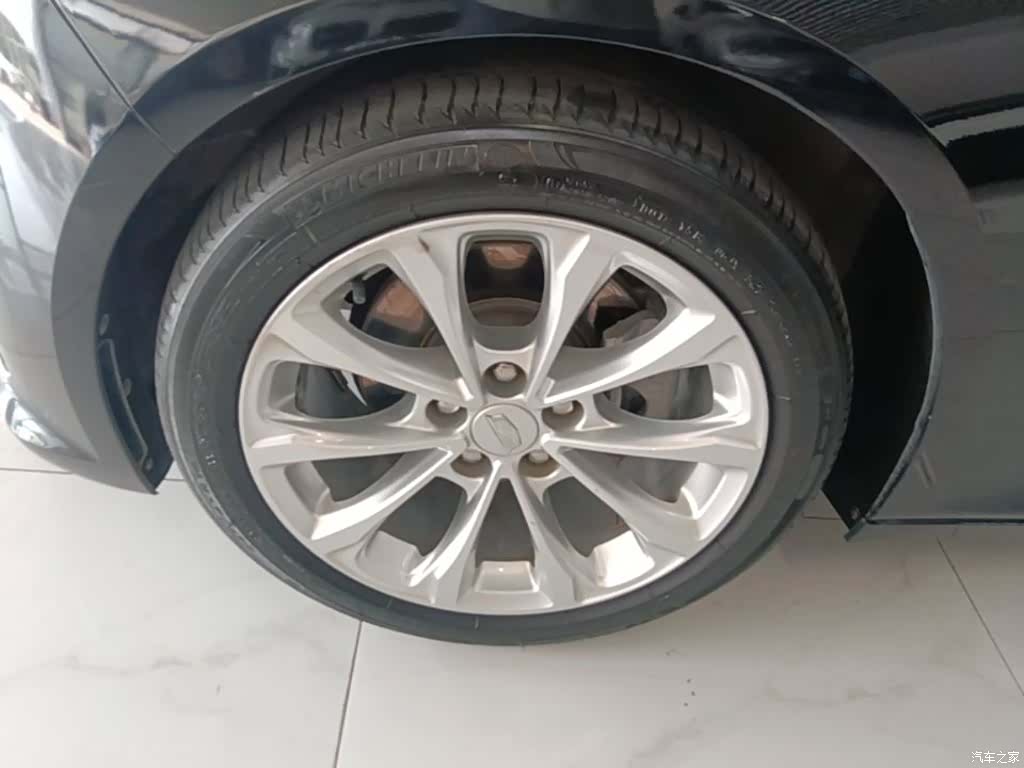 Cadillac CT5, 2023 23
