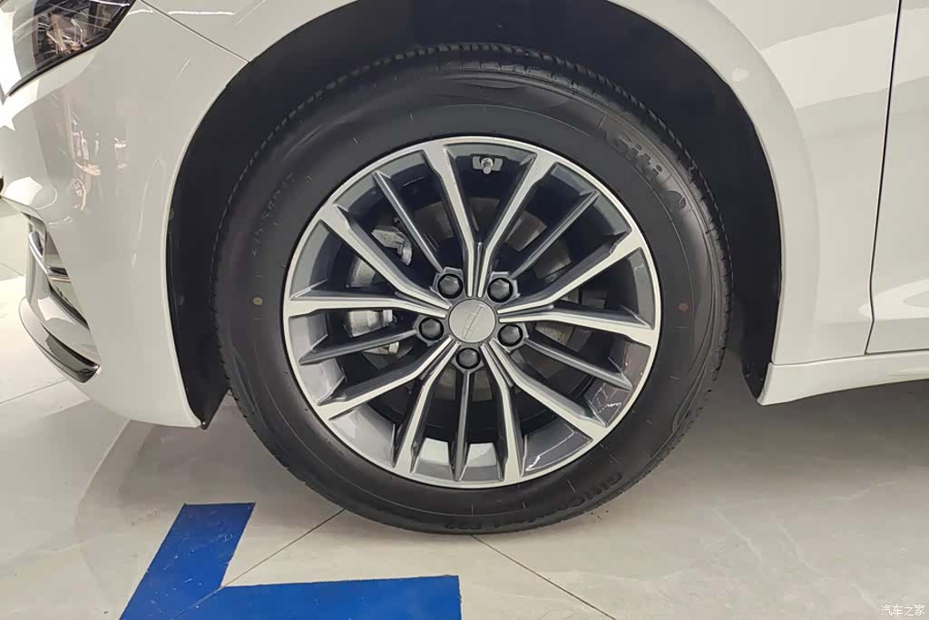 Geely Preface, 2026 6