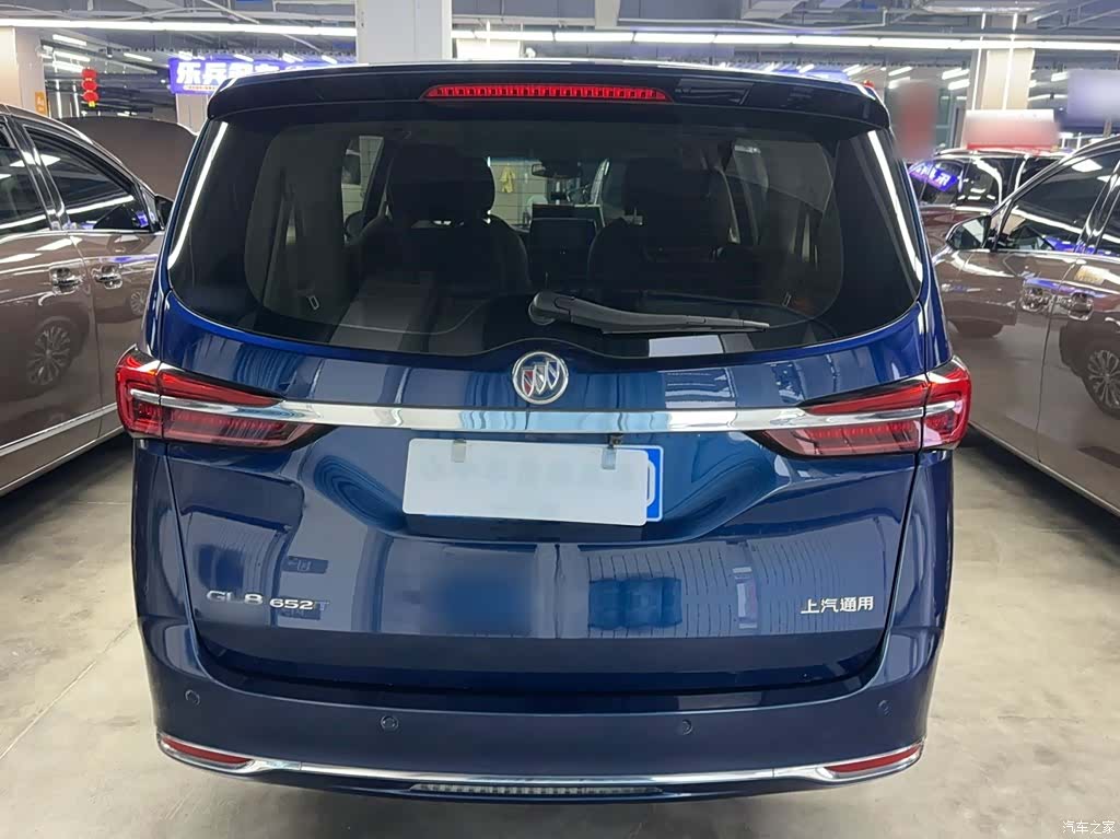 Buick GL8, 2023 12