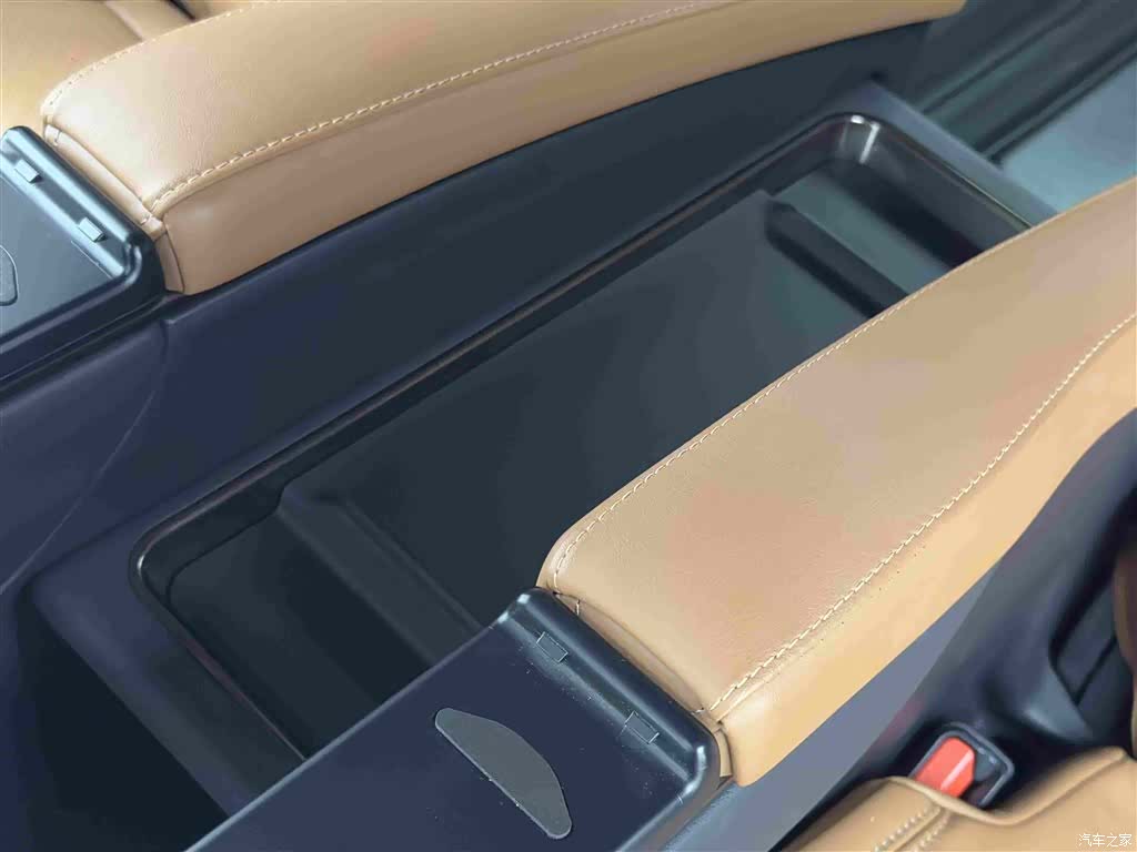 Toyota Vellfire, 2025 21
