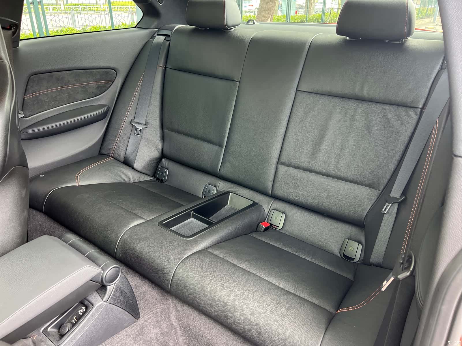 BMW 1 Series, 2012 14