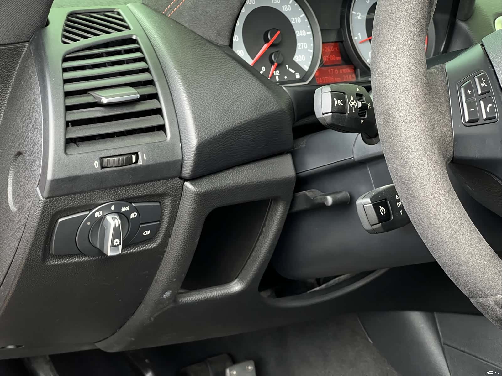 BMW 1 Series, 2012 21