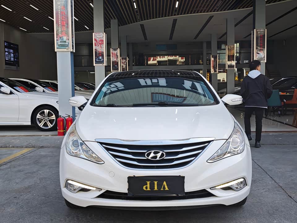 Hyundai Sonata