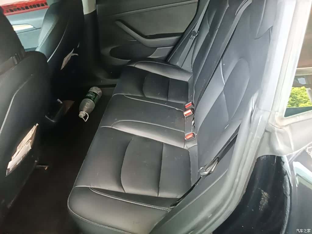 Tesla Model 3, 2023 17