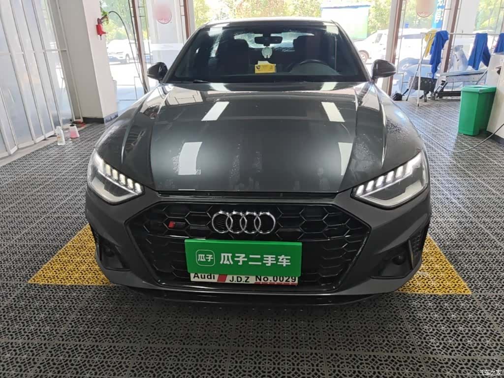 Audi A4L, 2023 3