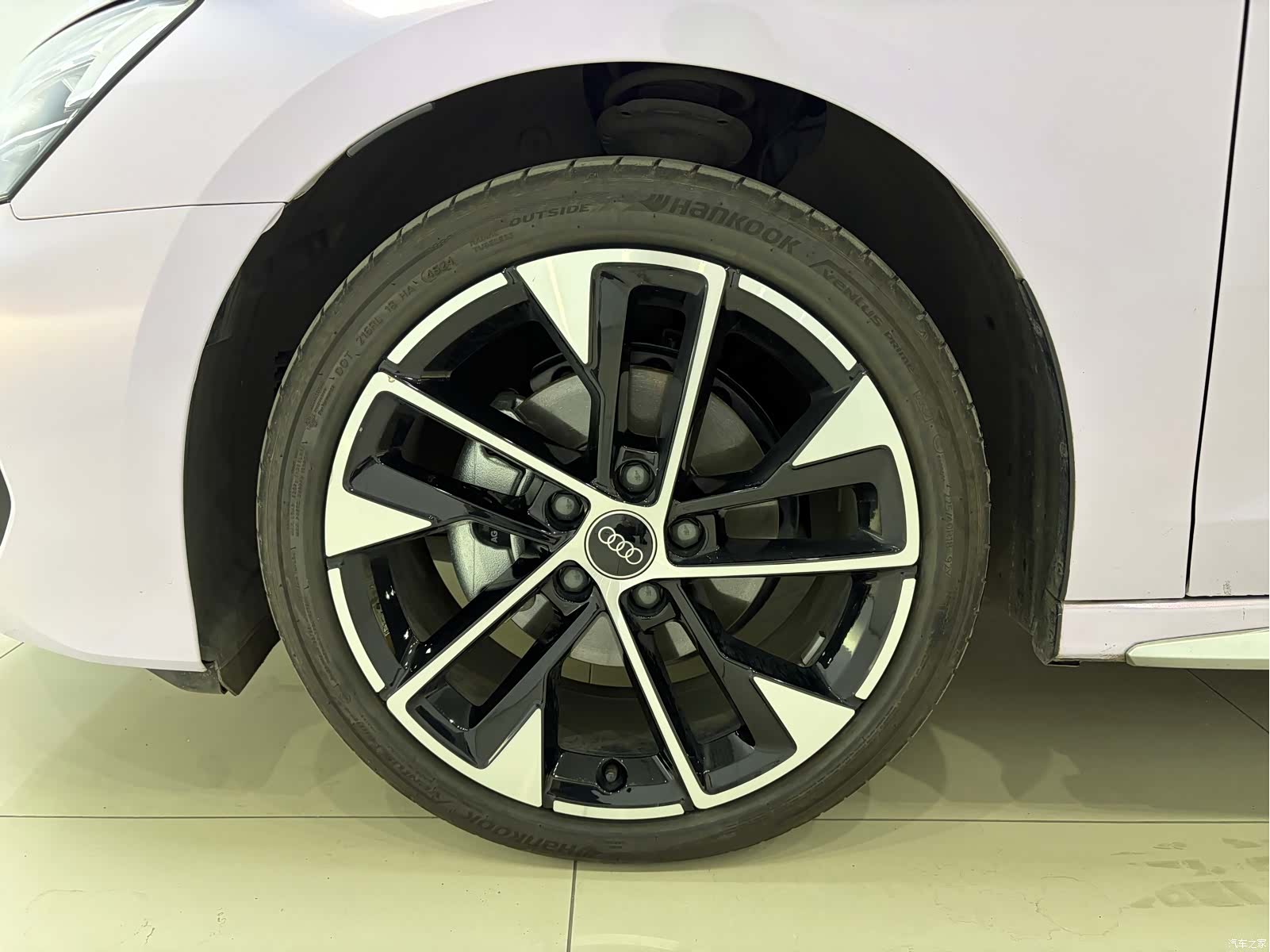 Audi Flying Spur, 2025 18