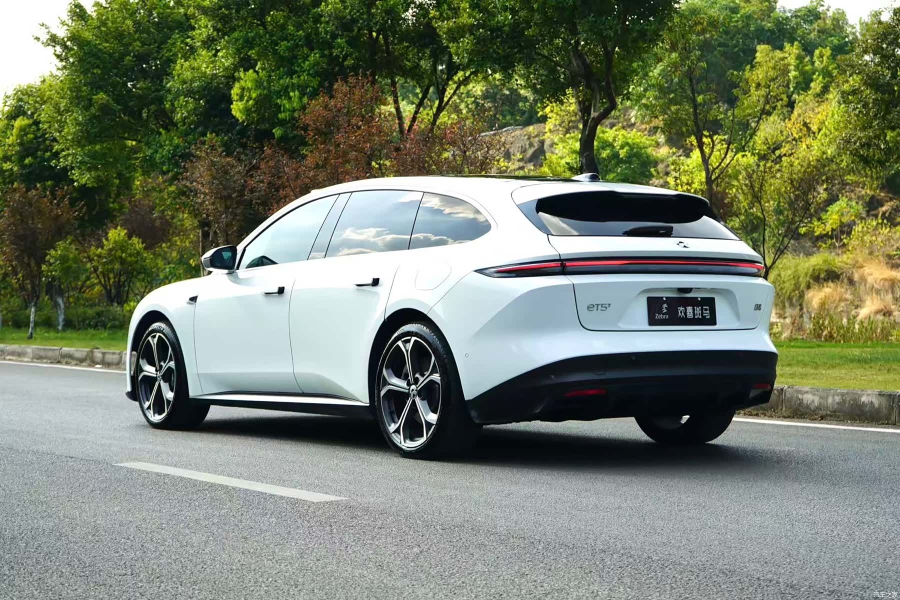 NIO ET5, 2024 4