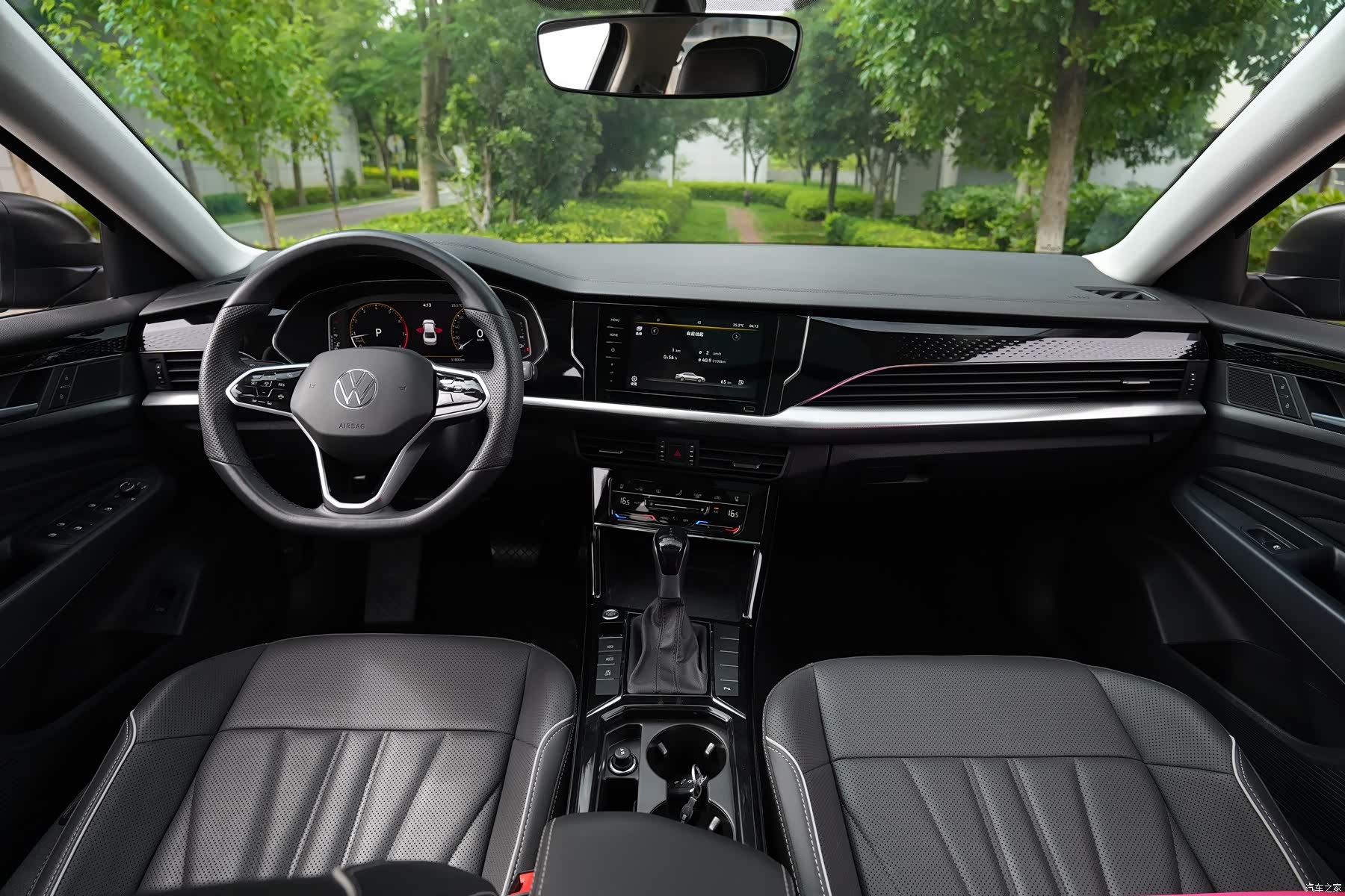 Volkswagen Passat, 2024 7