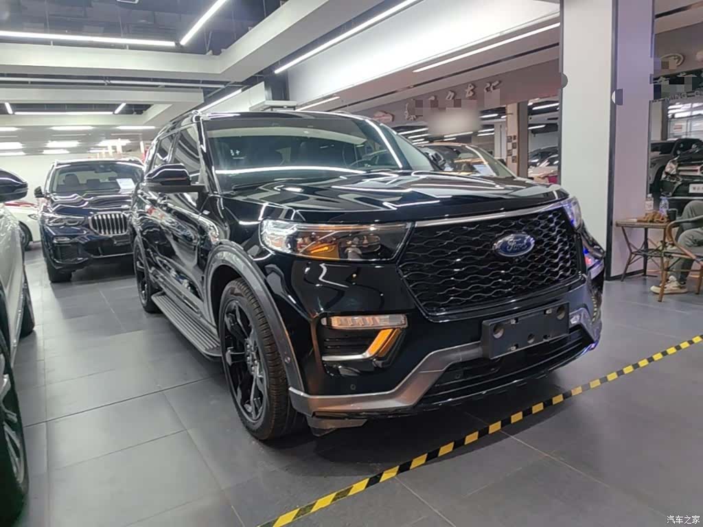 Ford Explorer, 2021 4