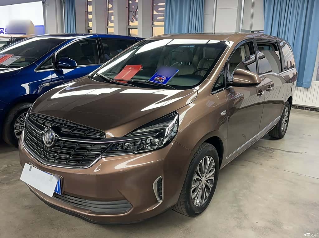 Buick GL8, 2022 1