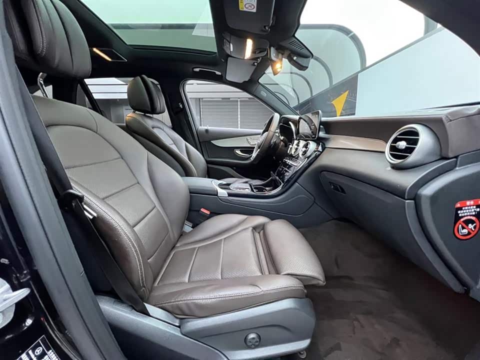 Mercedes-Benz GLC Mercedes-Benz GLC