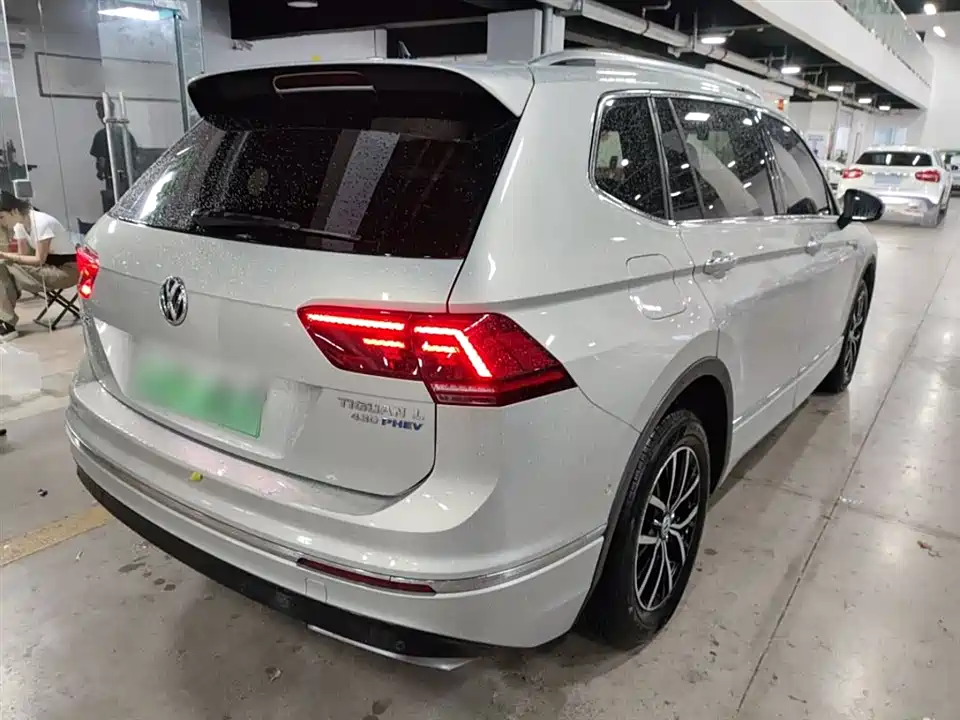 Volkswagen Tiguan L Volkswagen Tiguan L