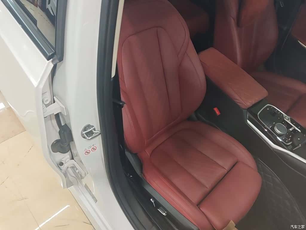 BMW i3, 2023 25