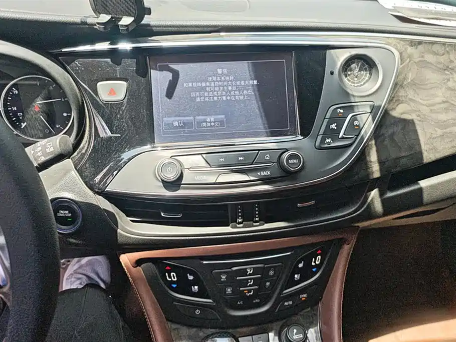 Buick Angkewei Plus Buick Angkewei Plus