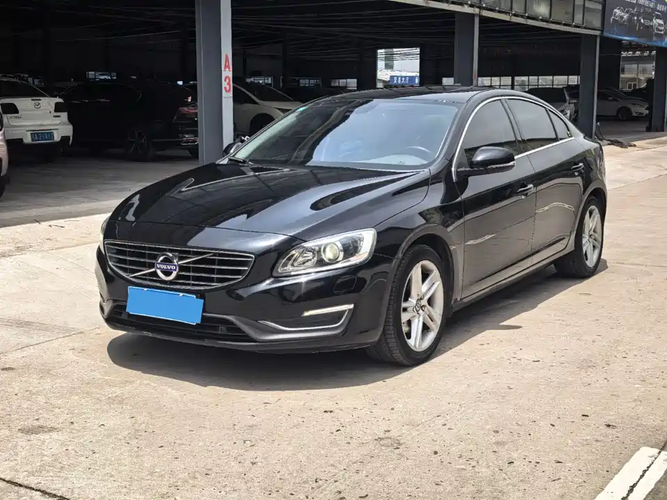 Volvo S60