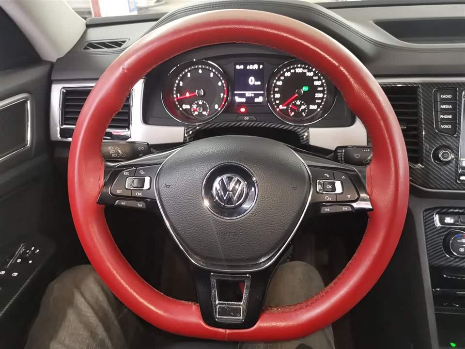 Volkswagen Tourang