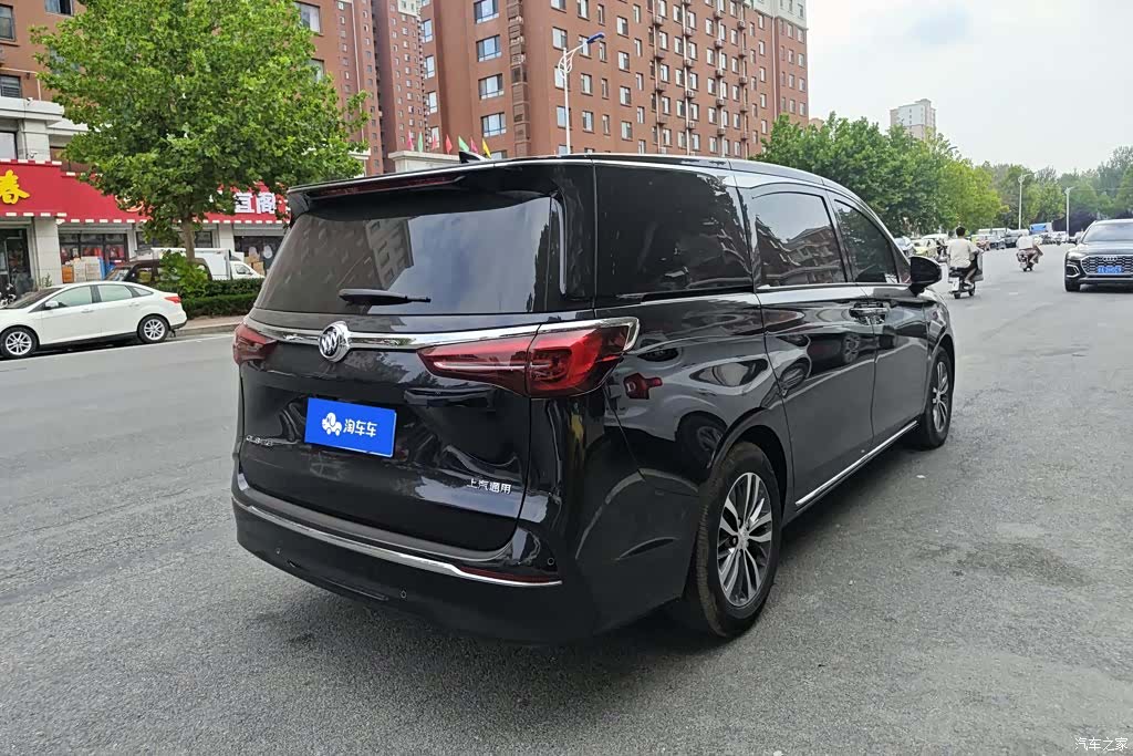Buick GL8, 2024 3
