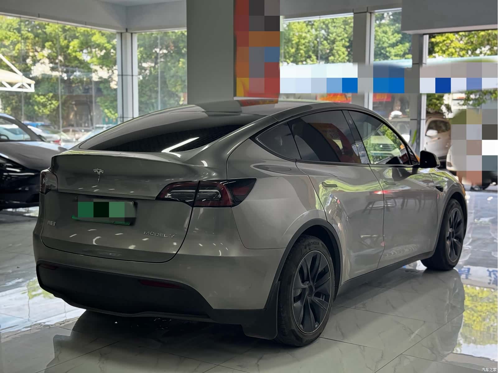 Tesla Model Y, 2022 13