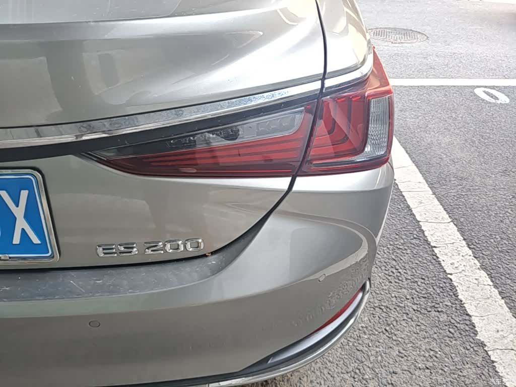 Lexus ES, 2023 8