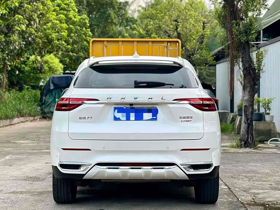 Haval F7