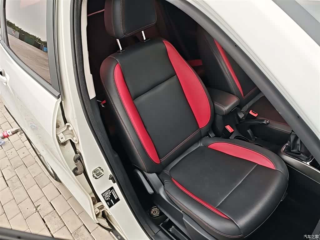 Changan CS15, 2018 25