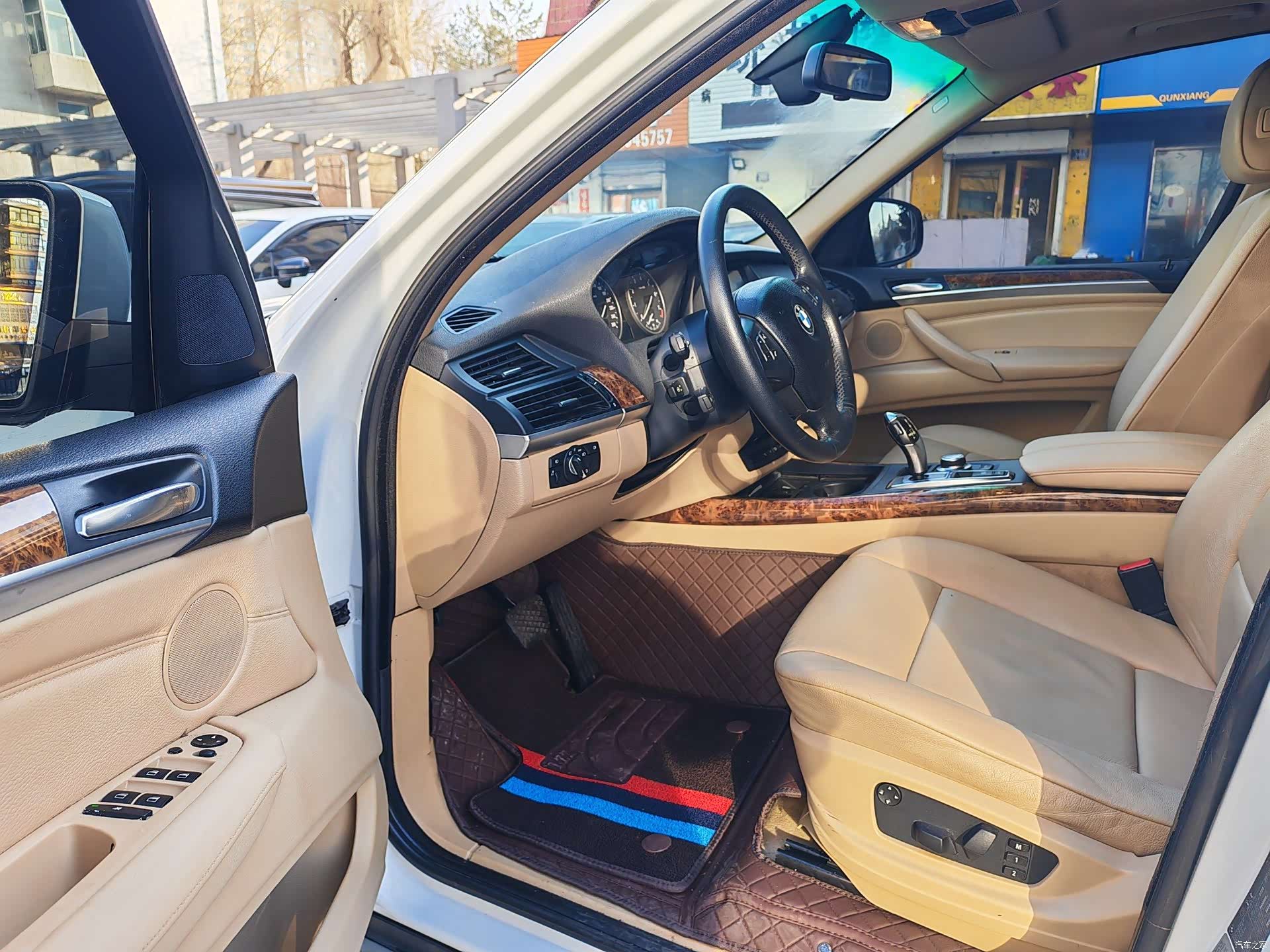 BMW X5, 2009 7
