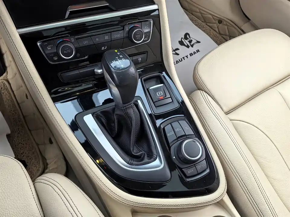 BMW 2 series station wagon