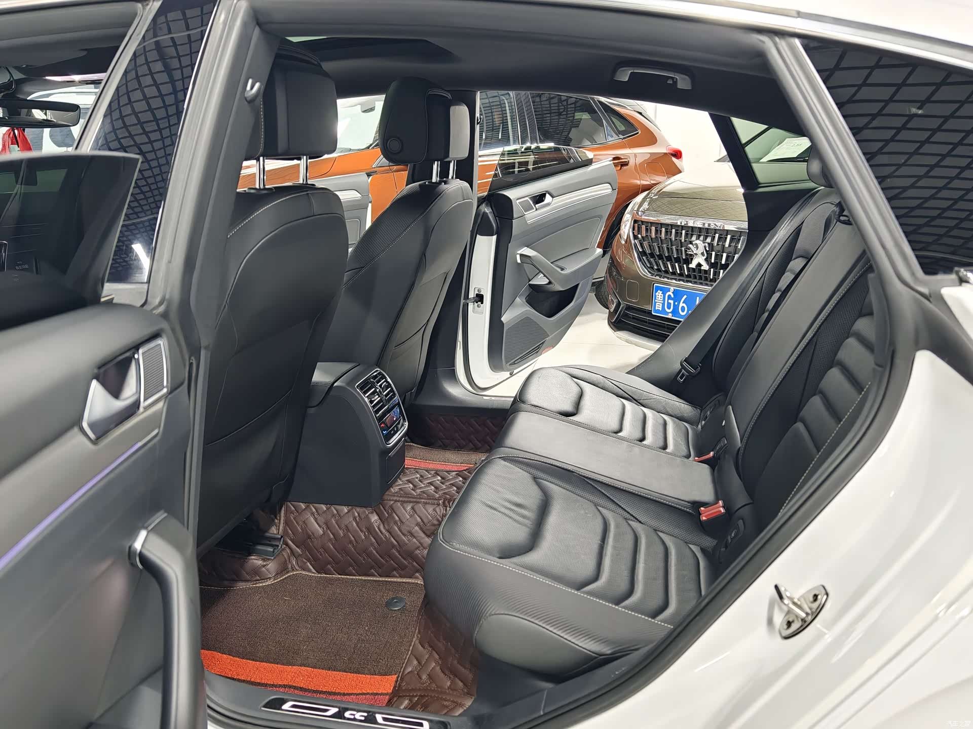 Volkswagen CC, 2020 6