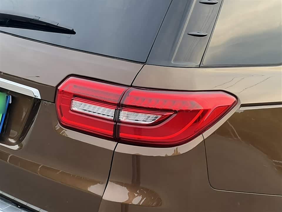 Changan CS95