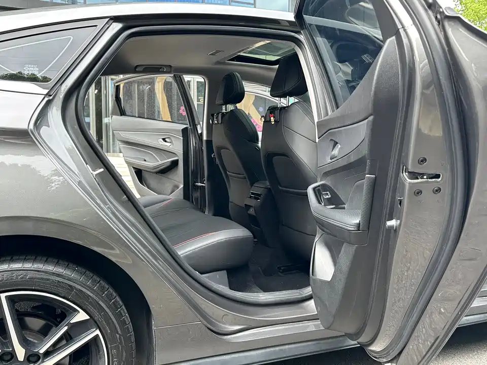 Geely Binrui