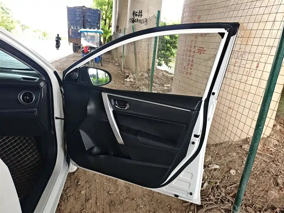 Toyota Corolla dual engine E+