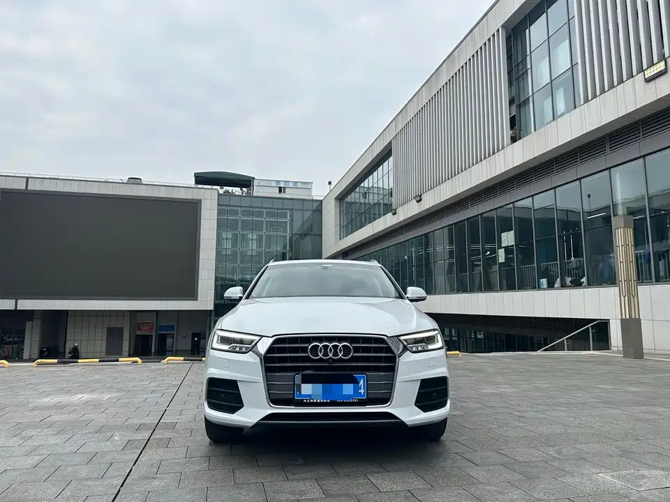 Audi Q3 Audi Q3
