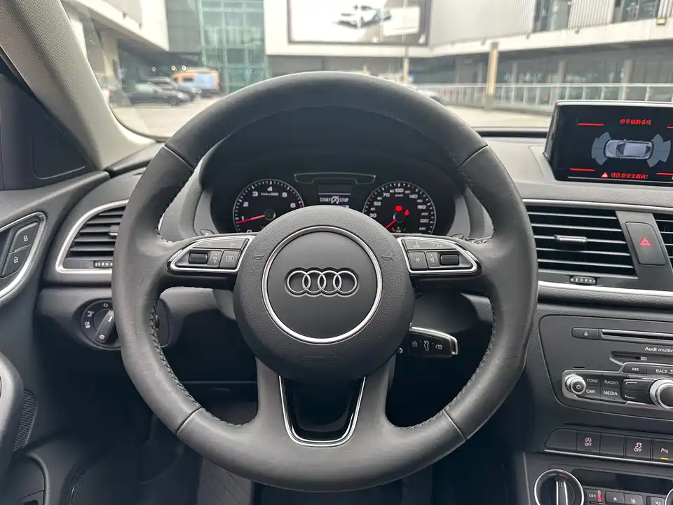 Audi Q3 Audi Q3