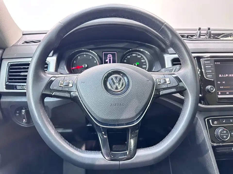 Volkswagen Tourang