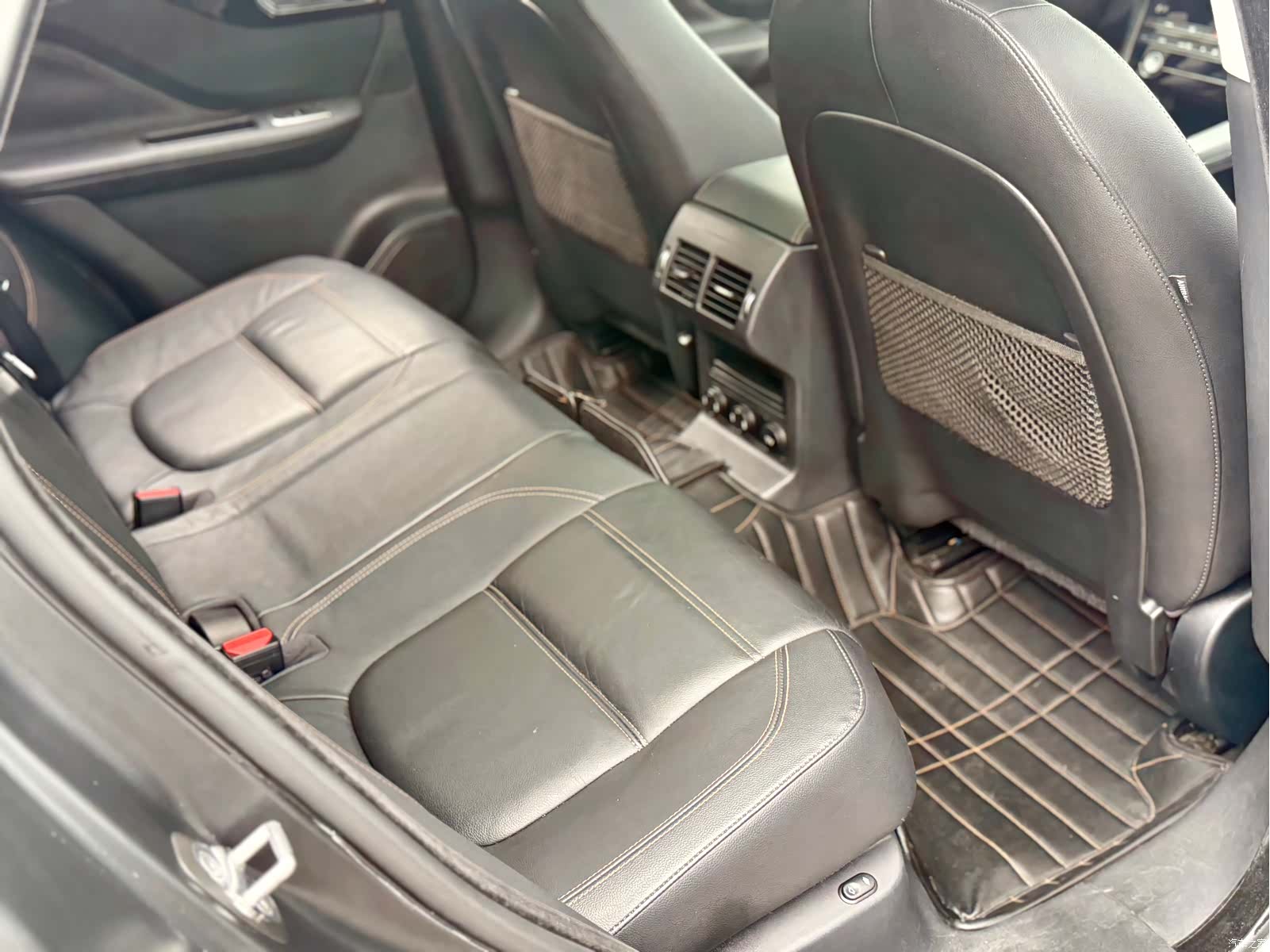 Jaguar F-PACE, 2016 14