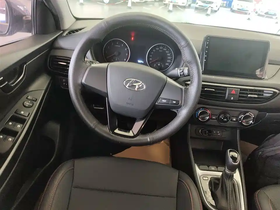 Hyundai Yuedong
