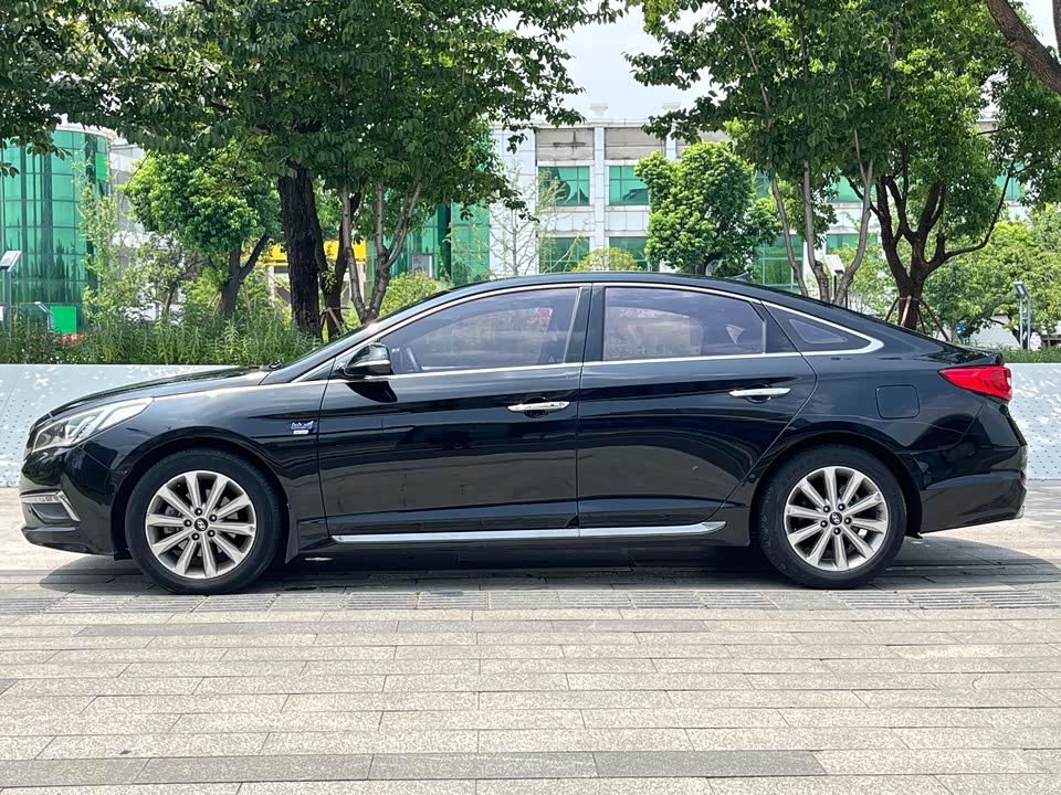 Hyundai Sonata Hyundai Sonata