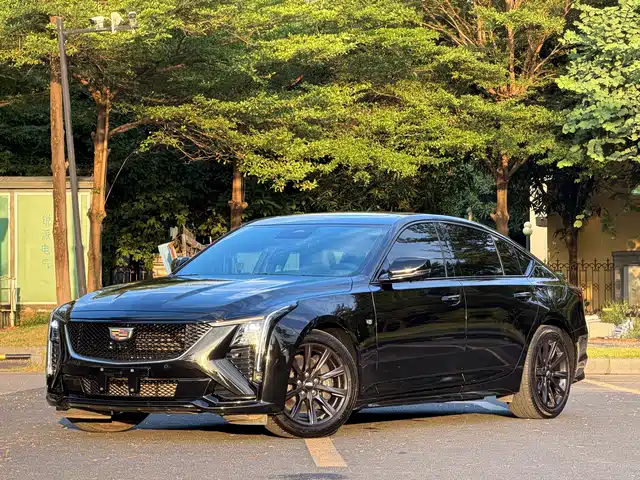 Cadillac CT5 2024 — купить из Китая под заказ
