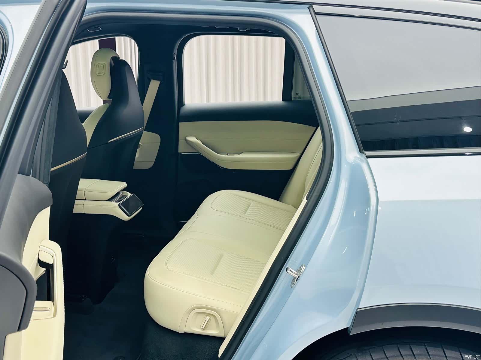 NIO ES6, 2023 9