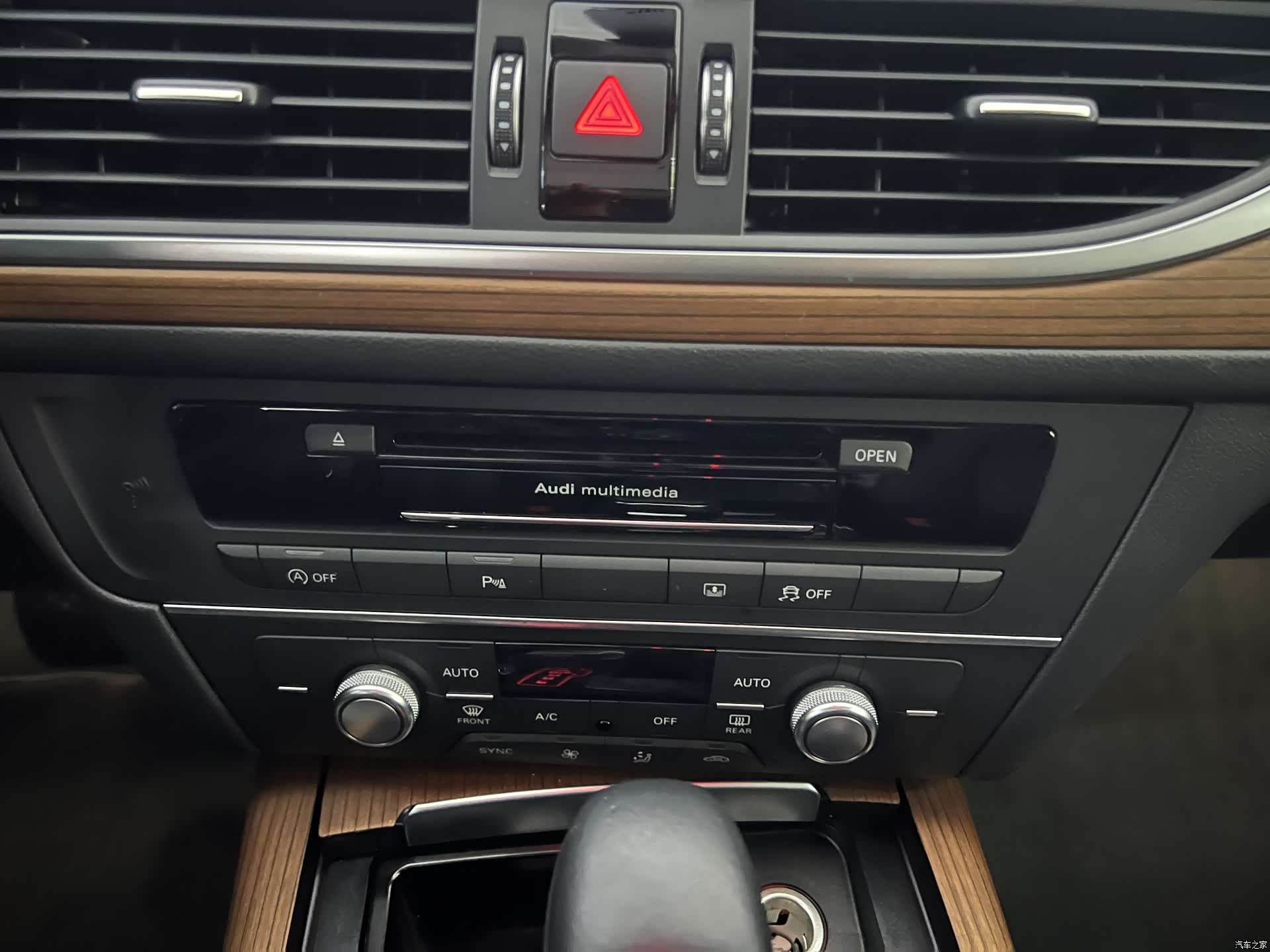 Audi A6L, 2017 8