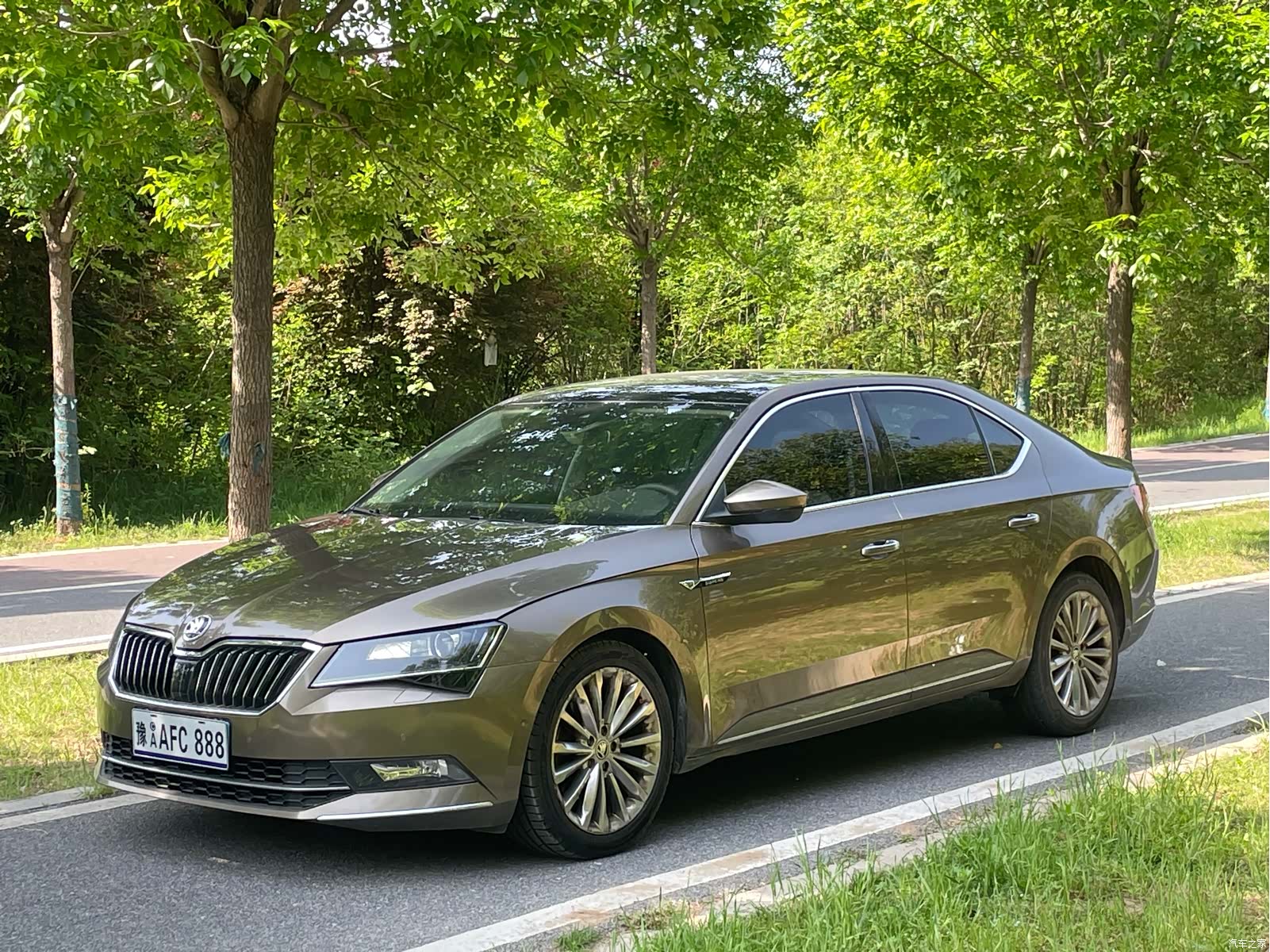 Skoda Superb, 2018 1