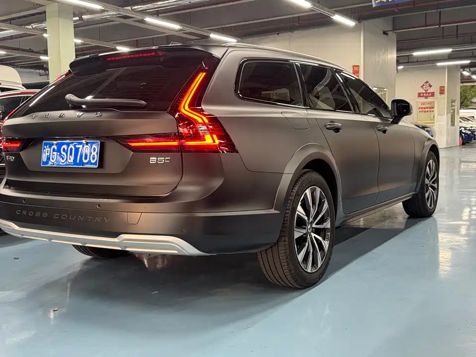 Volvo V90