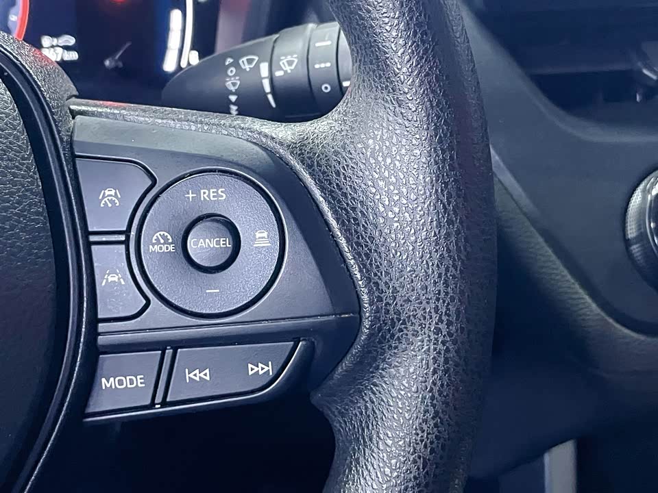 Toyota Corolla Sharp amplifier