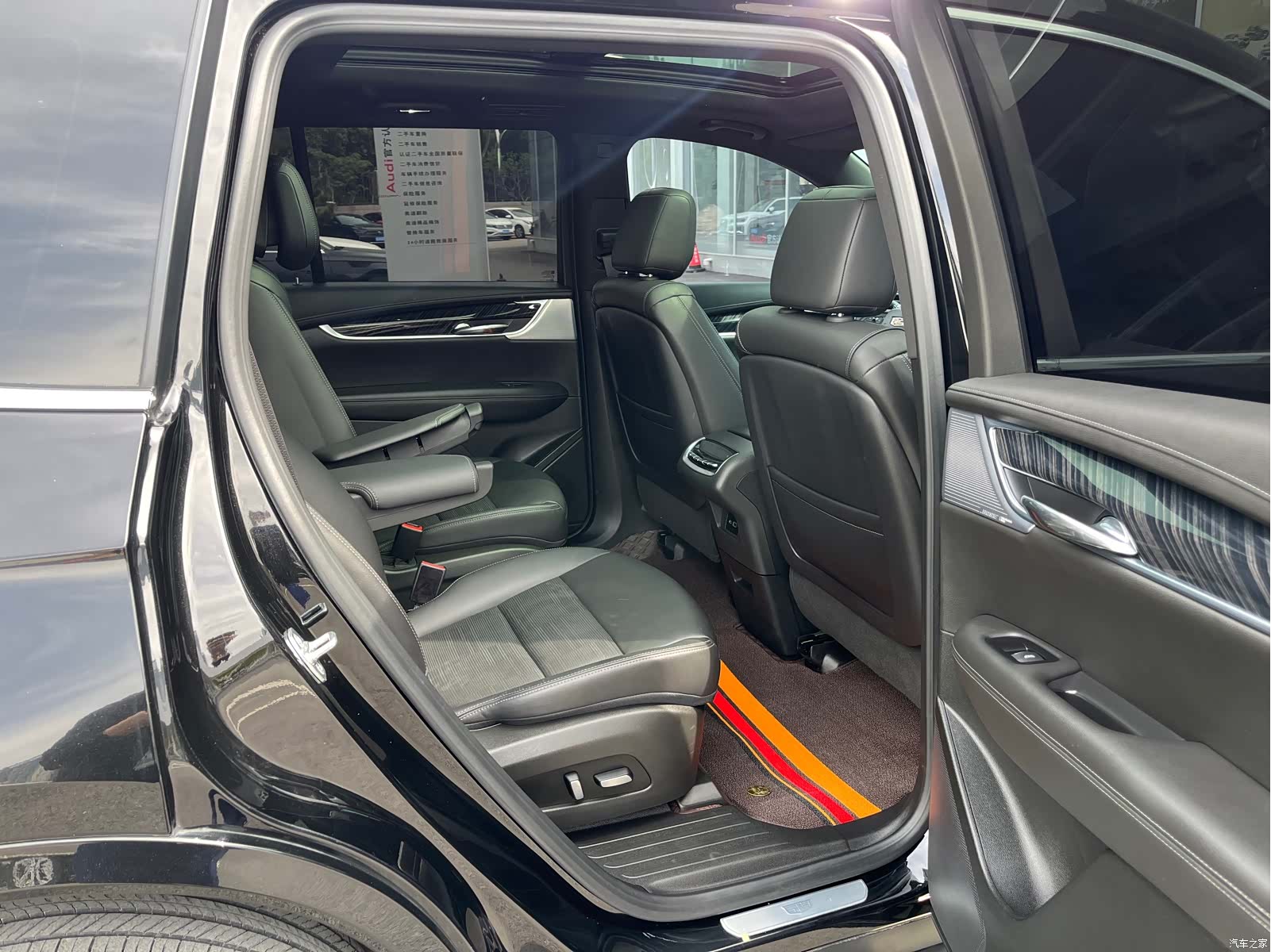 Cadillac XT6, 2024 17