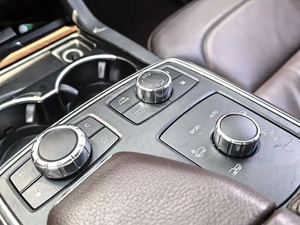 Mercedes-Benz GL grade