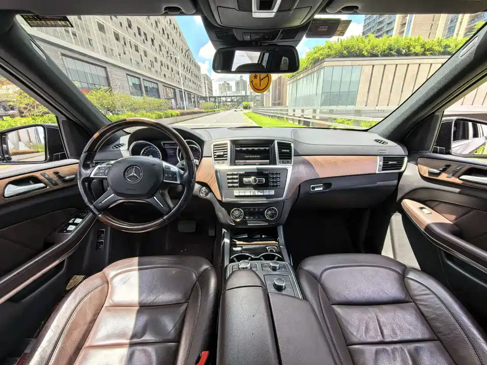 Mercedes-Benz GL grade